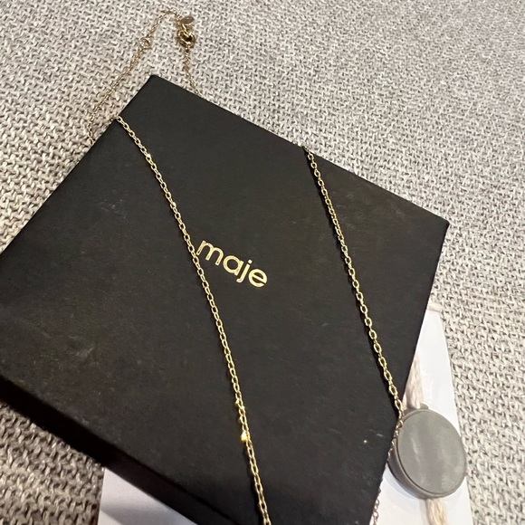 NEW Maje Rhinestone P initial gold necklace - Picture 10 of 10